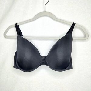 Victoria's Secret Black Lined Semi/Demi Bra. 36D.